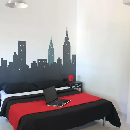 Metropolis Rooms&services 2*